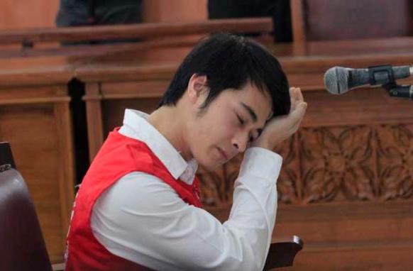 Eza Gionino Divonis Tujuh Bulan, Jaksa Tuntut 5 Bulan 